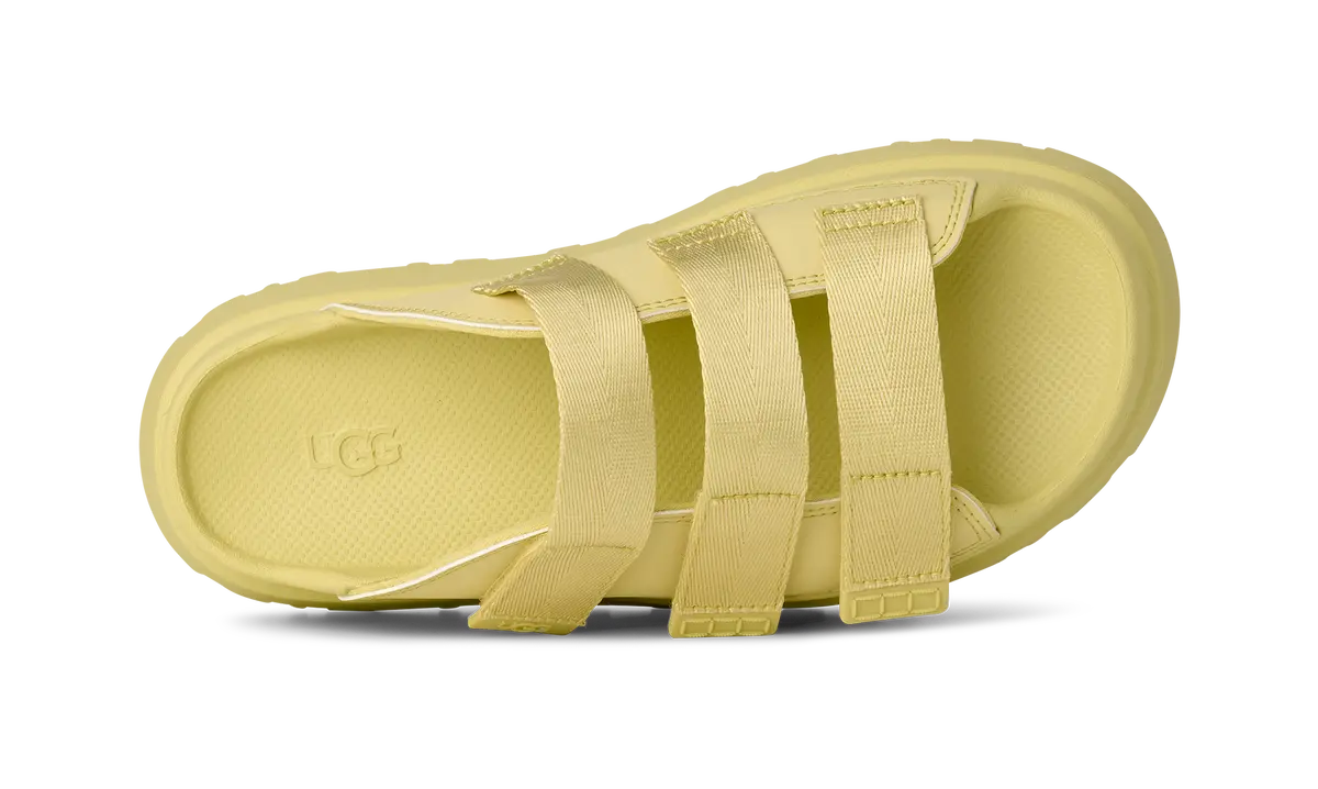 厚底　スポサン　UGG