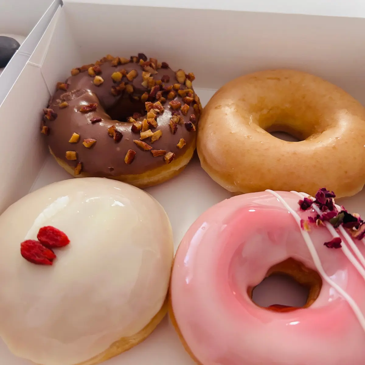 【夏限定🌻✨】クリスピー・クリーム・ドーの画像_1