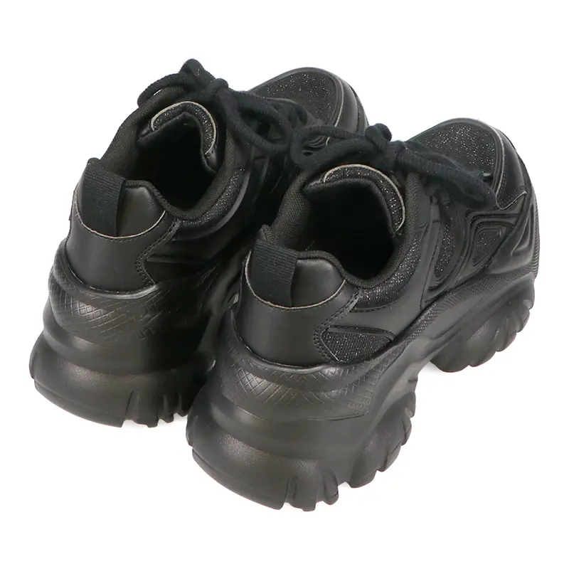 厚底スニーカー　ORTR　きれいめ