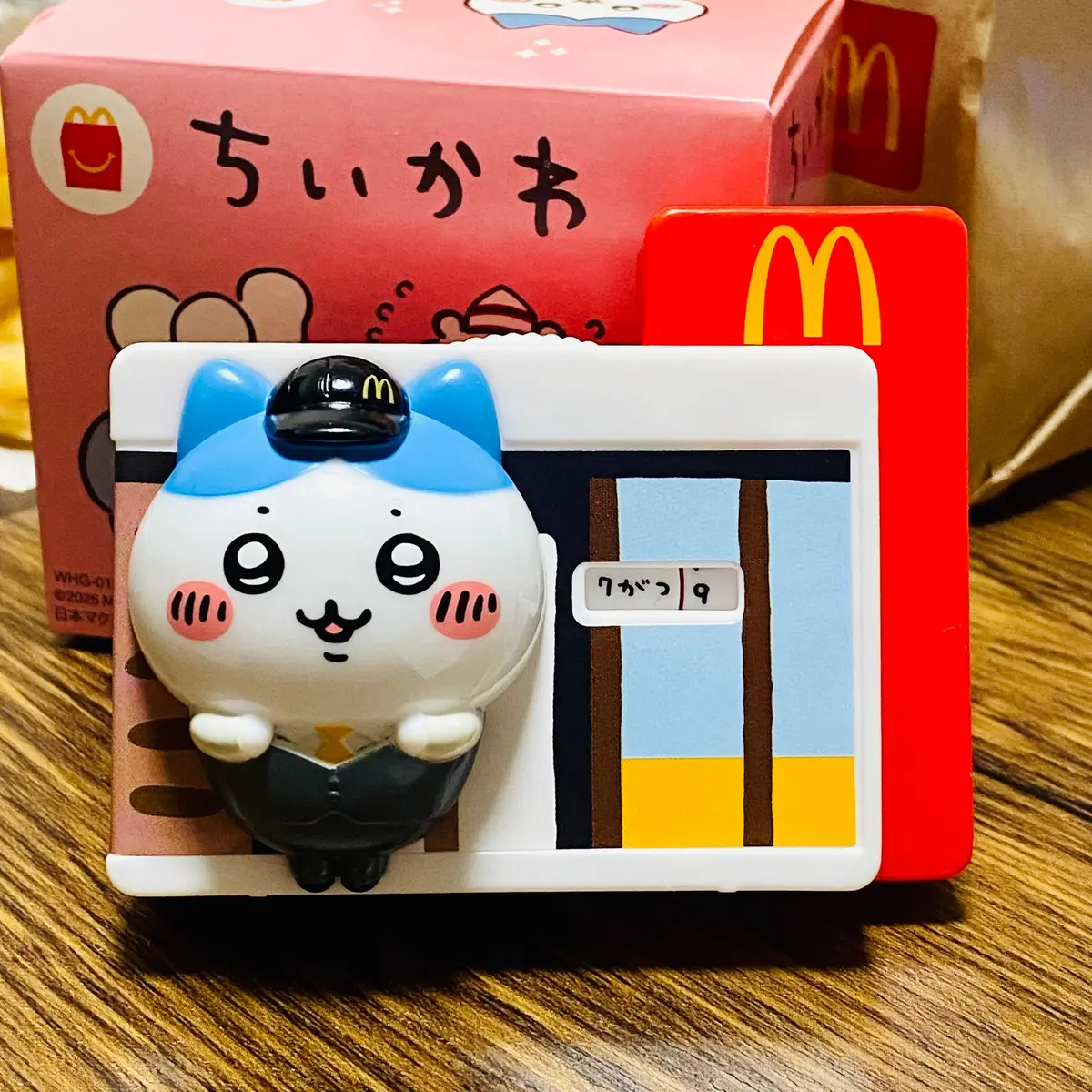 ハチワレのマクドナルドカレンダー