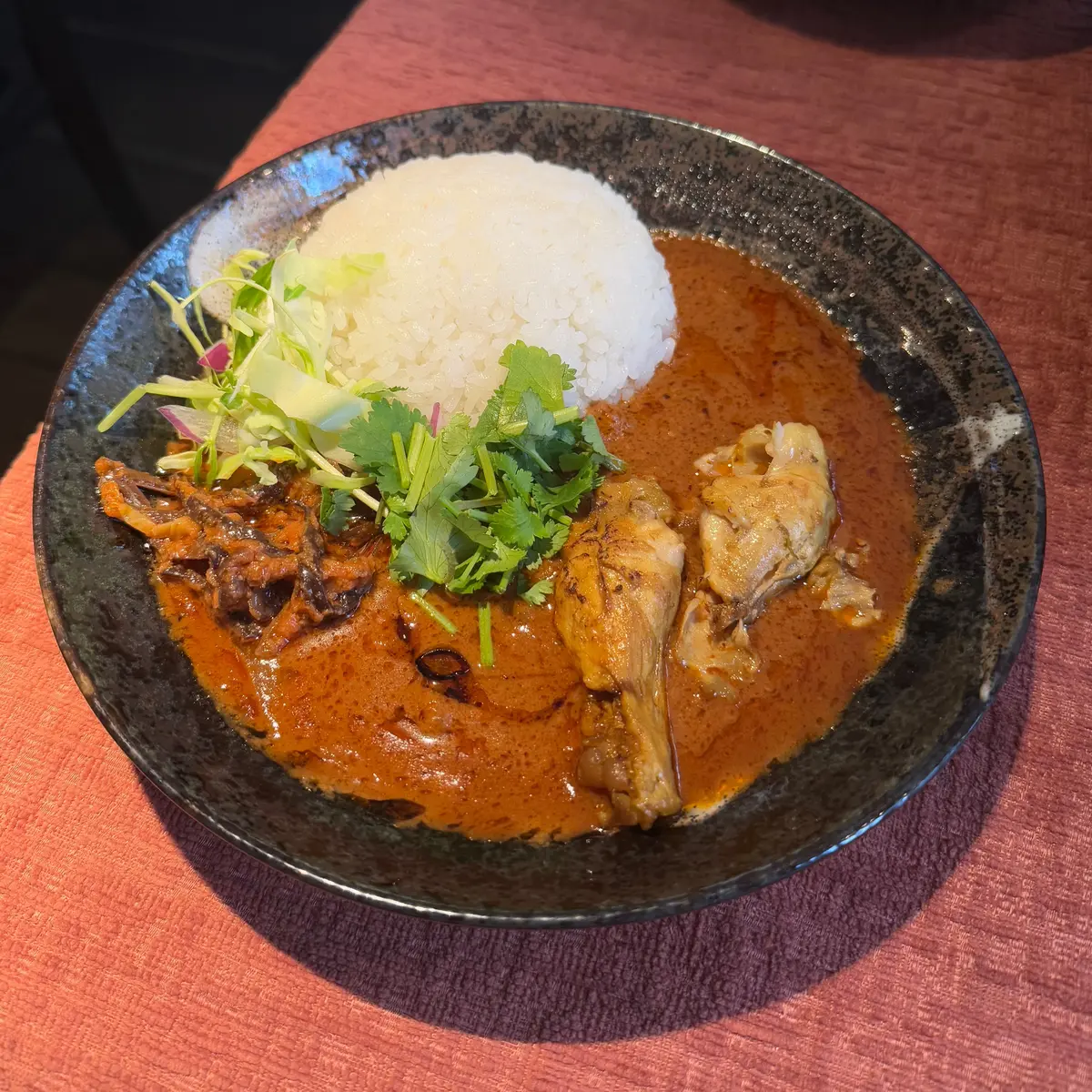 【東京】暑い日はスパイス効いた“カレー”の画像_5