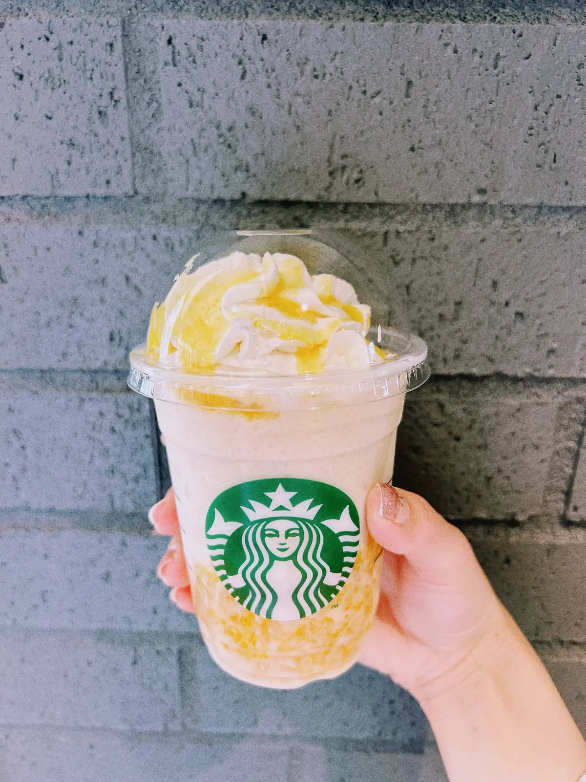 【スタバ新作】初夏のマンゴーが最高においの画像_1