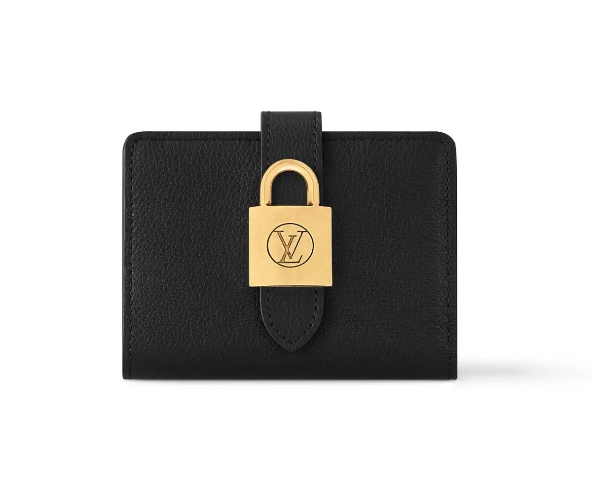 ルイ・ヴィトンの黒い折り財布