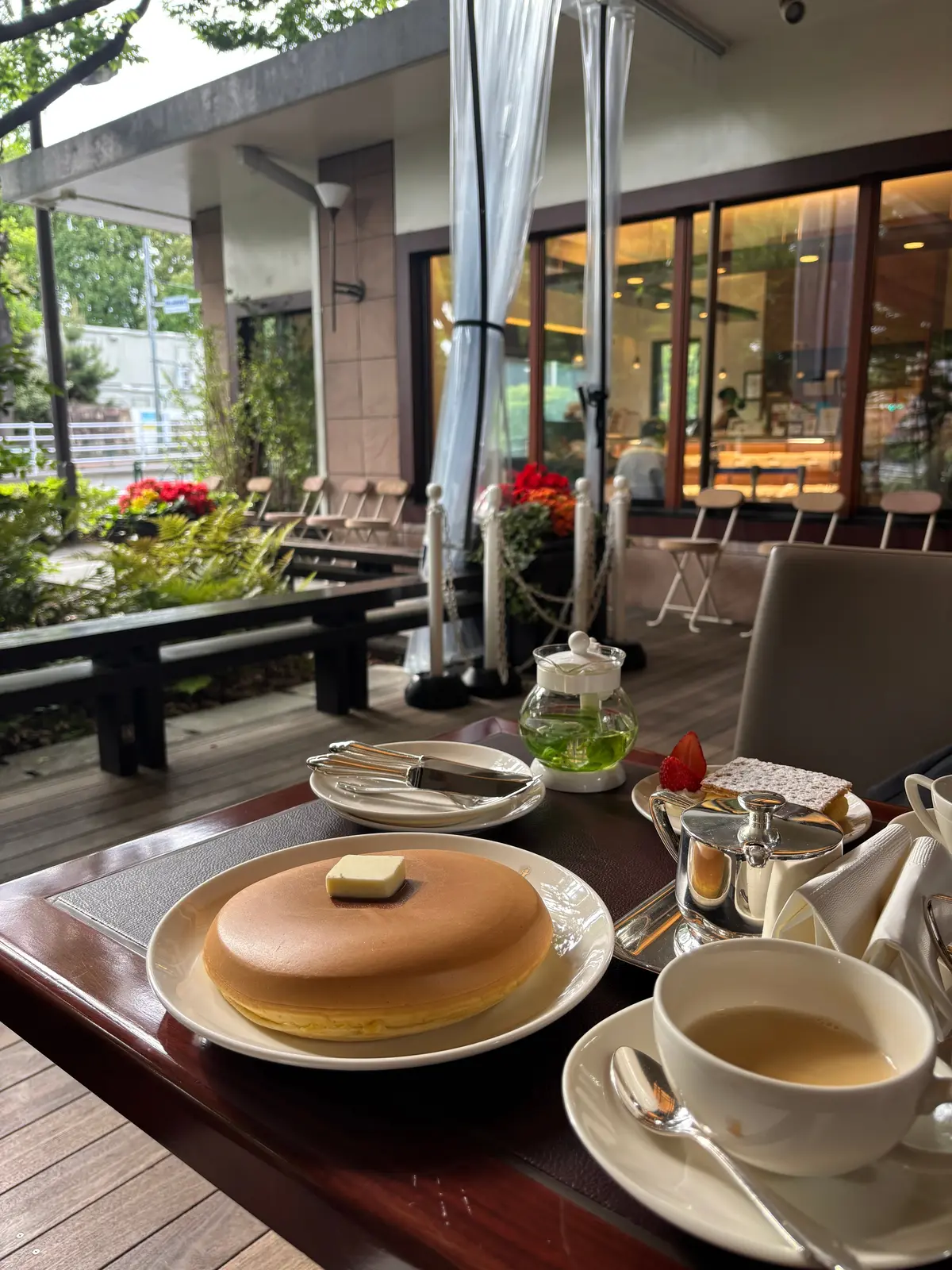 【乃木坂】憧れの休日カフェ！テラス席で味の画像_1