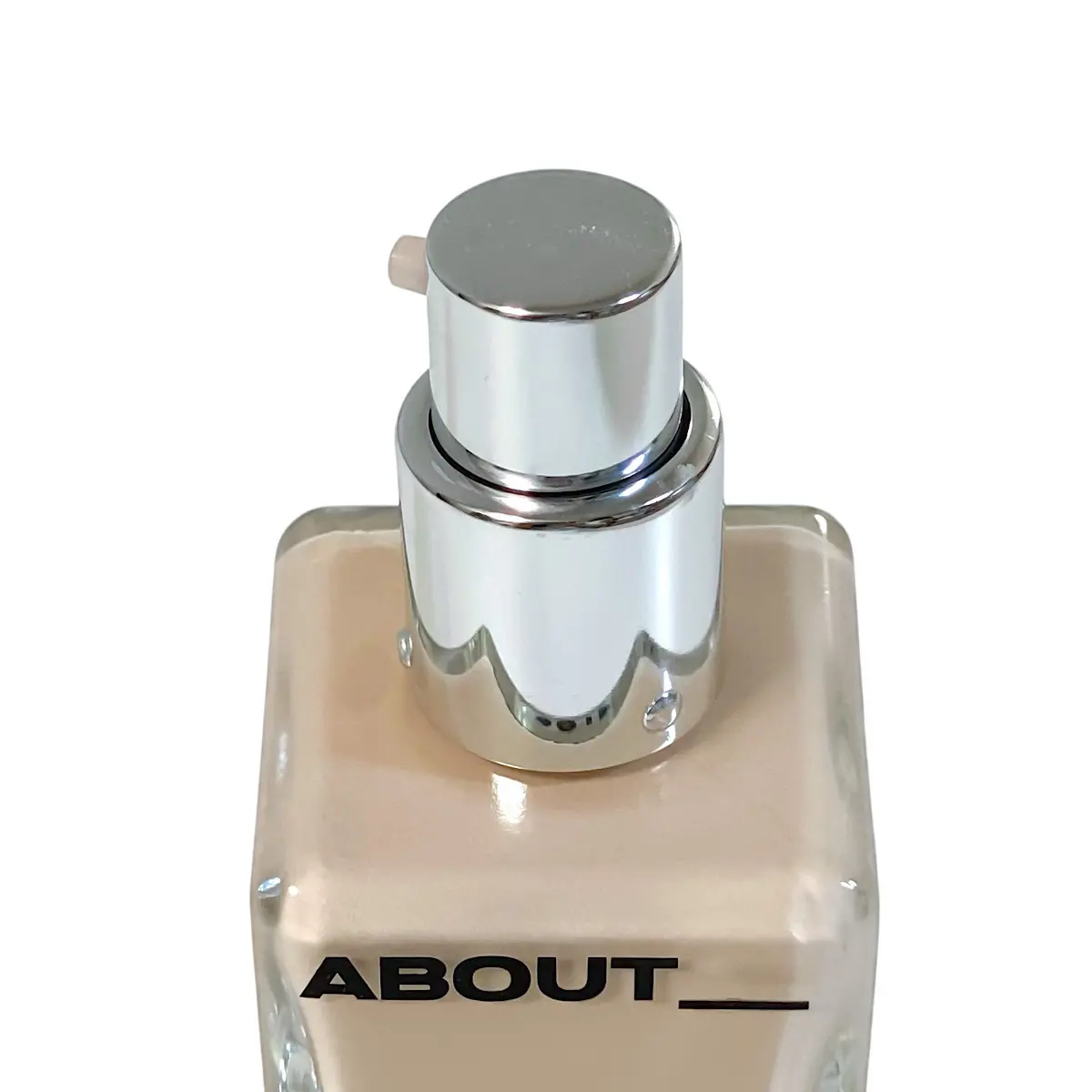 アバウトトーン／スキンレイヤーフィットファンデーション