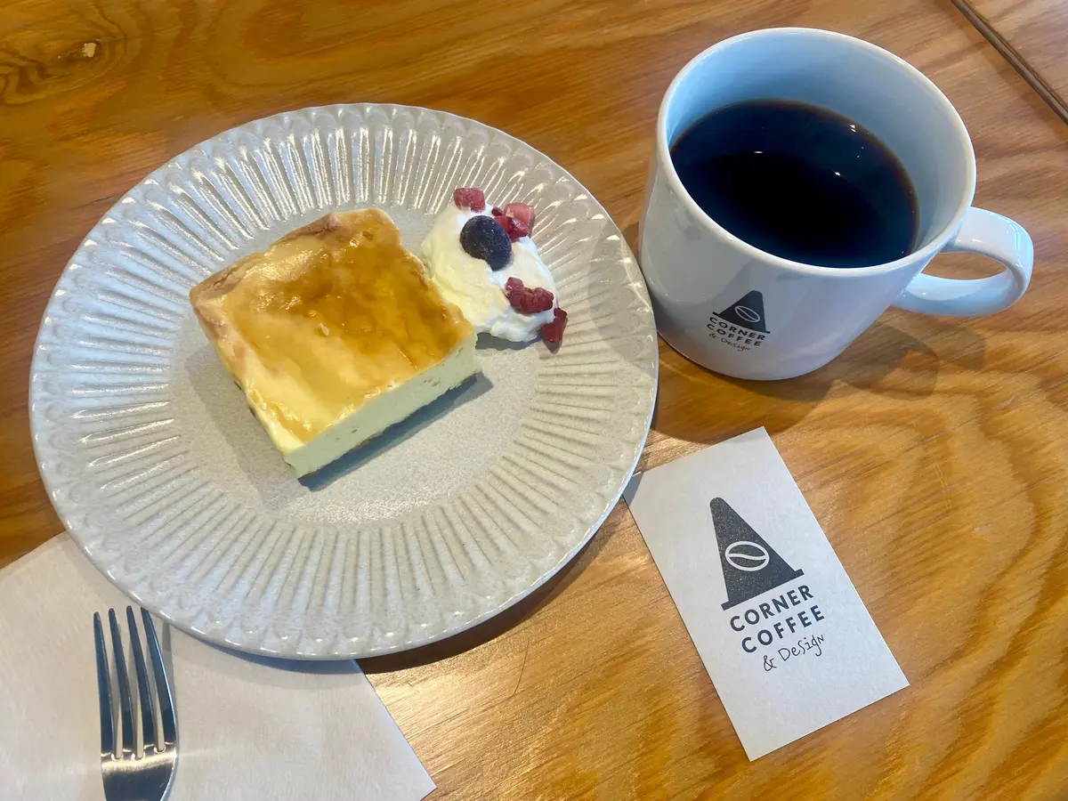 平塚のCORNER COFFEE & Designのチーズケーキ