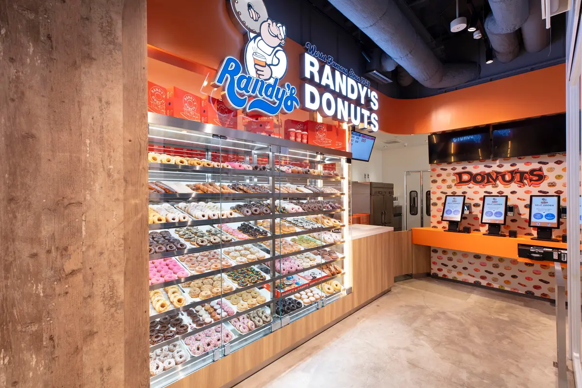 ランディーズドーナツ渋谷代官山店ドーナツショーケース