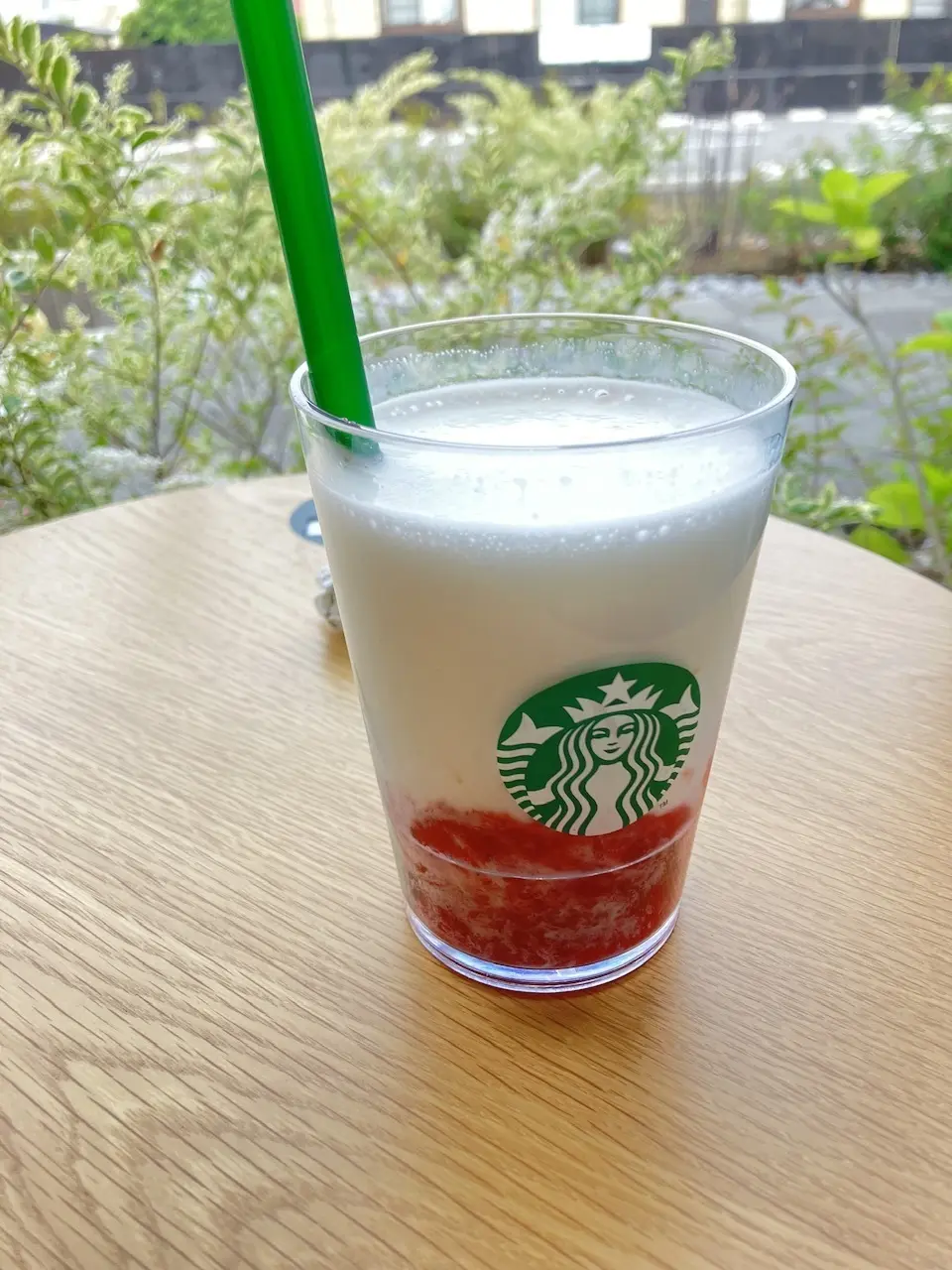 【スタバ】1ヶ月限定メニュー🍓いちごミルの画像_1