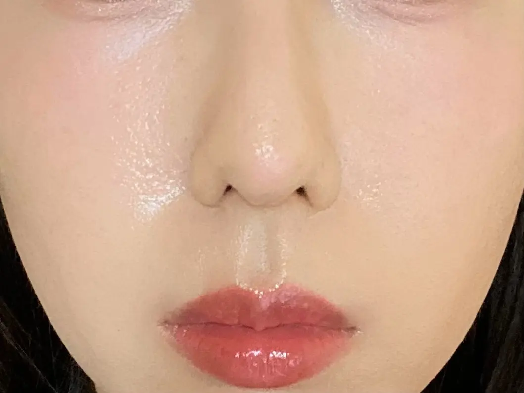 アバウトトーン／スキンレイヤーフィットファンデーション　実際に顔に塗った写真　韓国コスメ