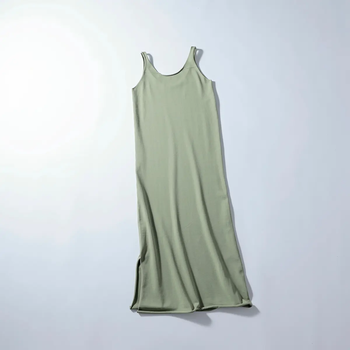 『AKTE』のニットワンピース