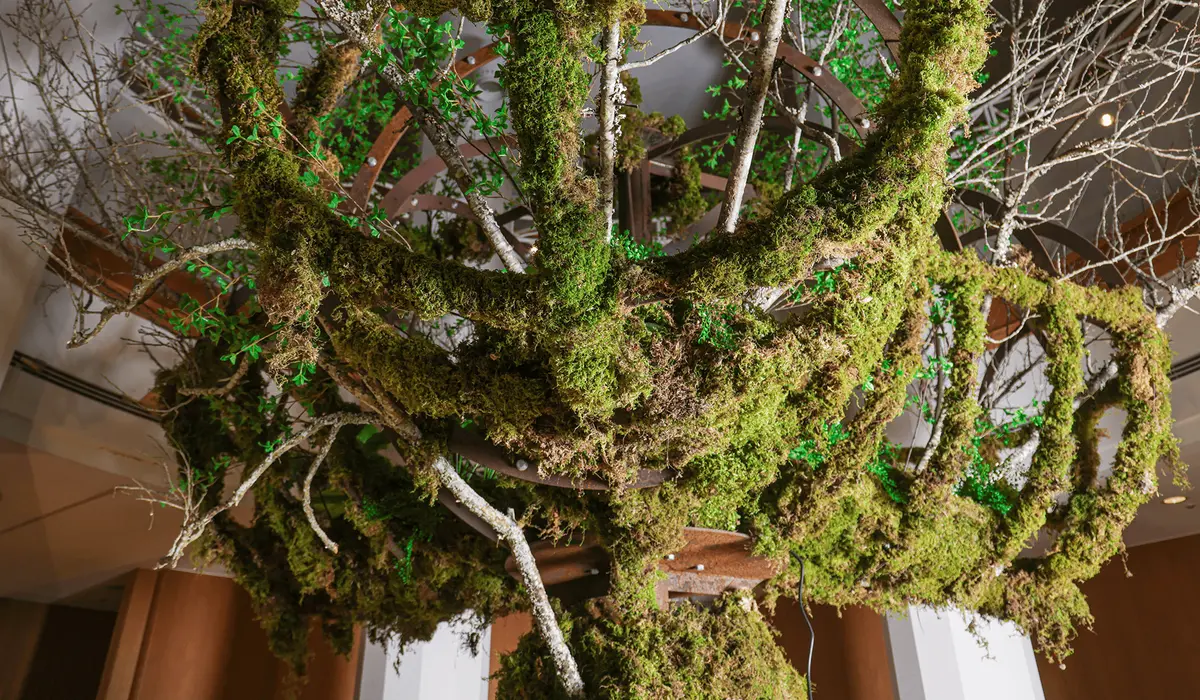 ■ 花×アートの融合！ここでしか見られない空間美