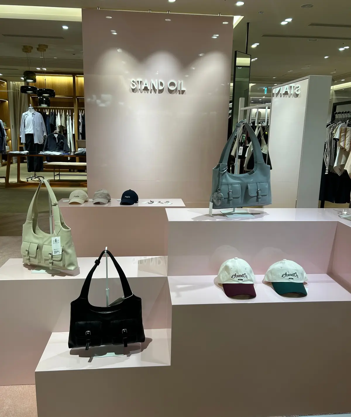 GW期間限定『STAND OIL』ポップの画像_1