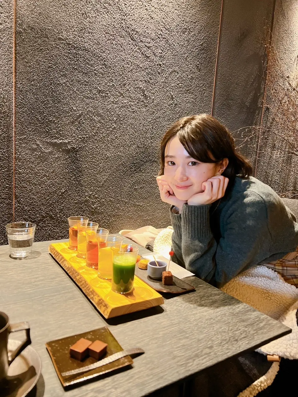 食事・カフェを楽しむ女性　京都旅行　北川半兵衛