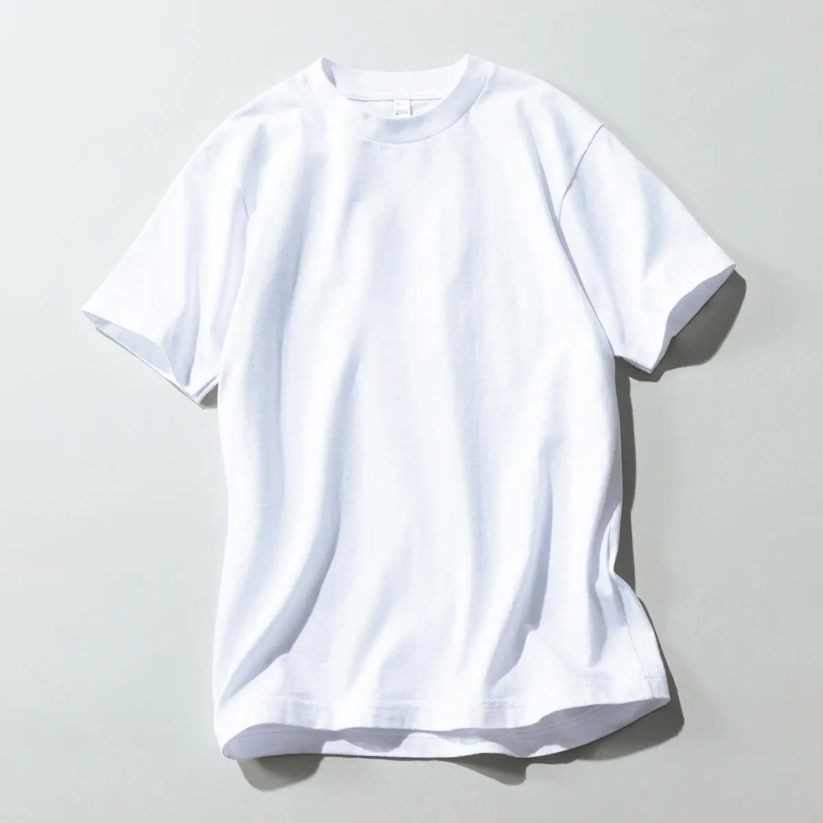 『LOS ANGELES APPAREL（ロサンゼルス アパレル）』の白Tシャツ