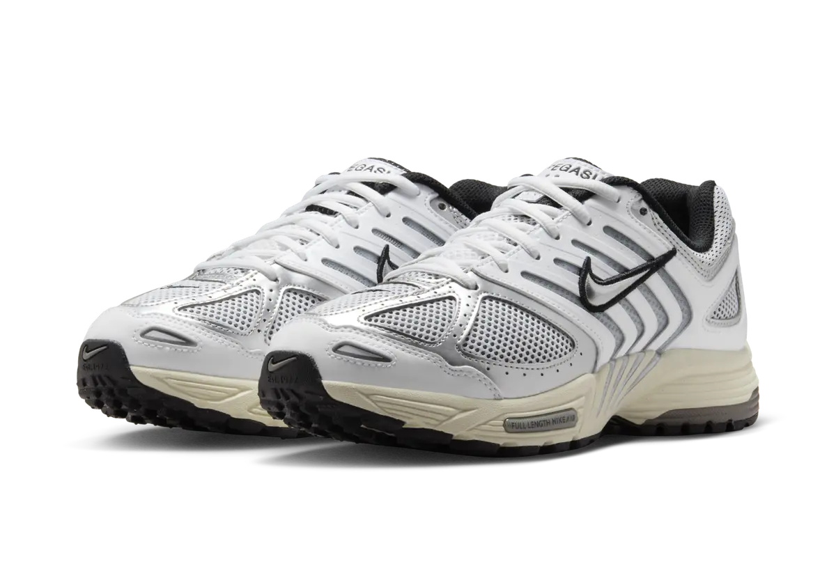 レディースウォーキングシューズ　『ナイキ』エア ペガサス 2005白