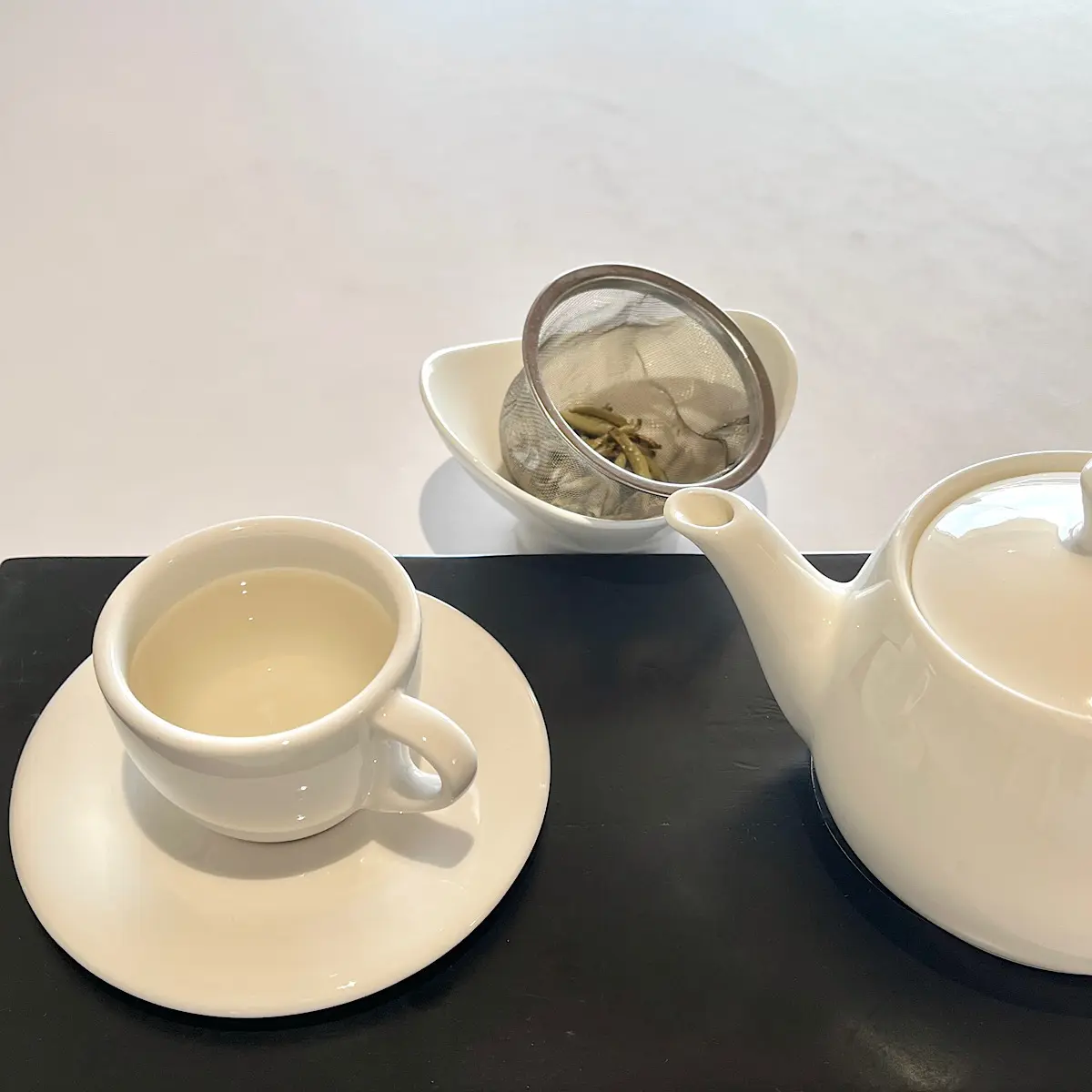 韓国　ソウル　漢南洞　カフェ　バー　mahā hannam