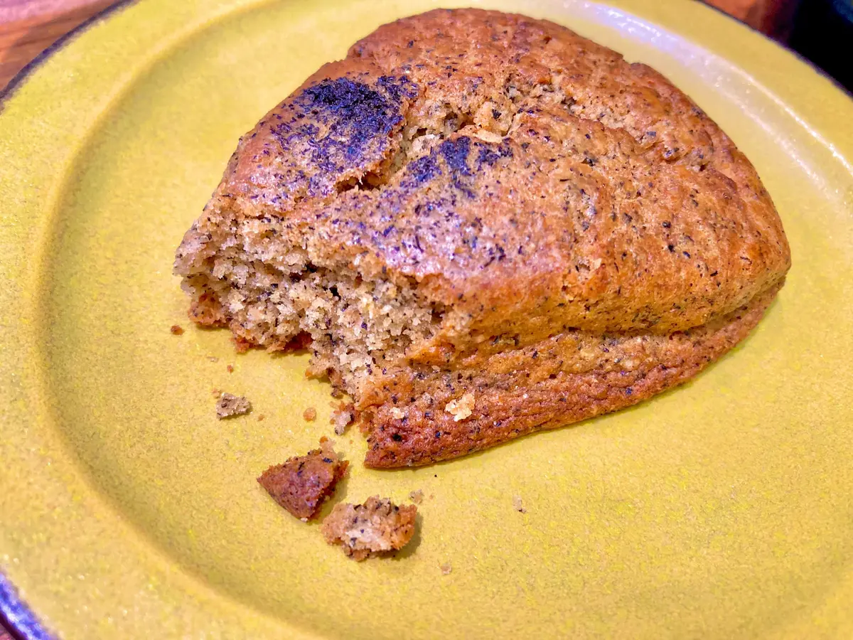 仙台駅　エキナカ　カフェ　ハミングミールマーケット　スイーツセット　和紅茶黒糖スコーン　