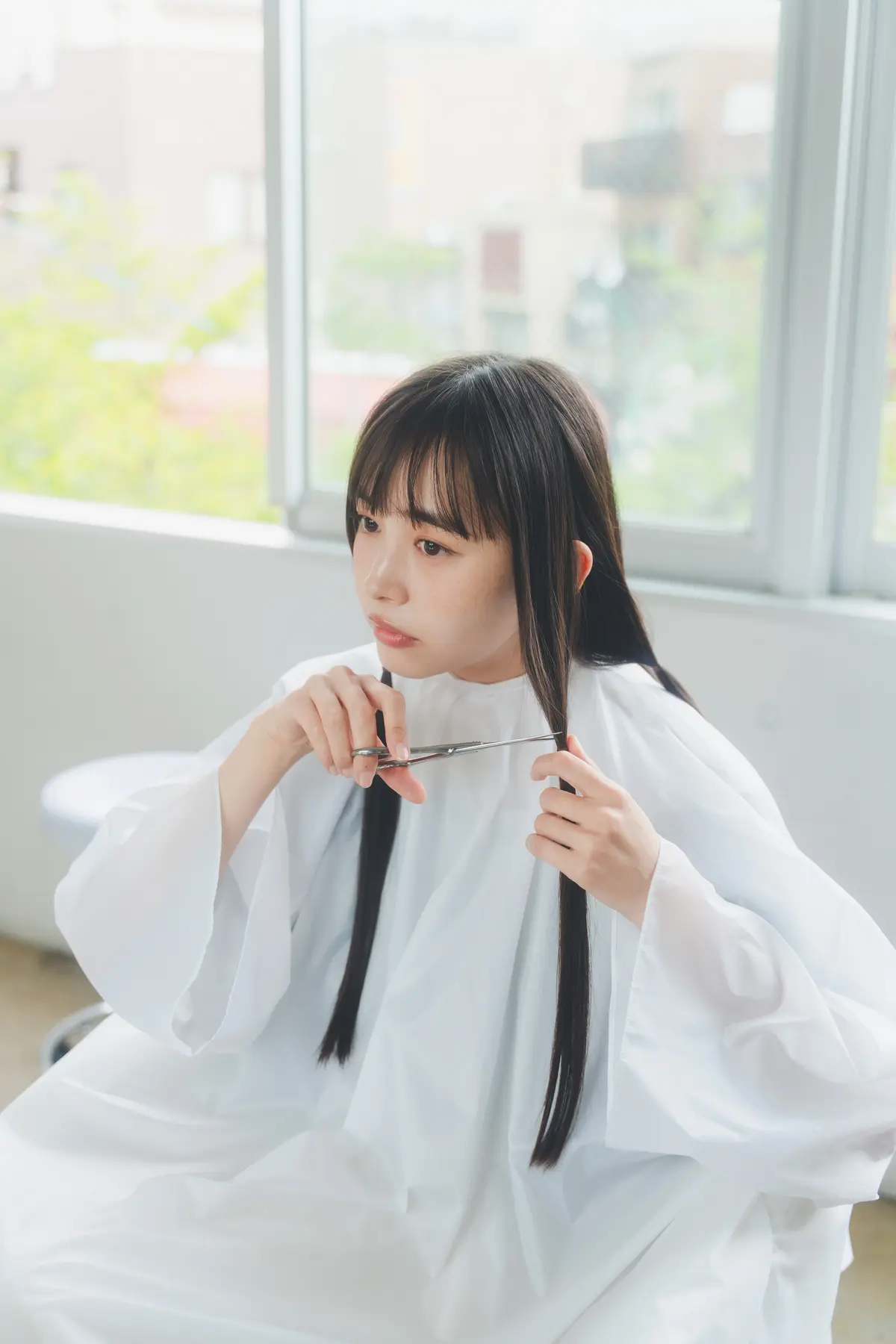 井桁弘恵　MORE 連載