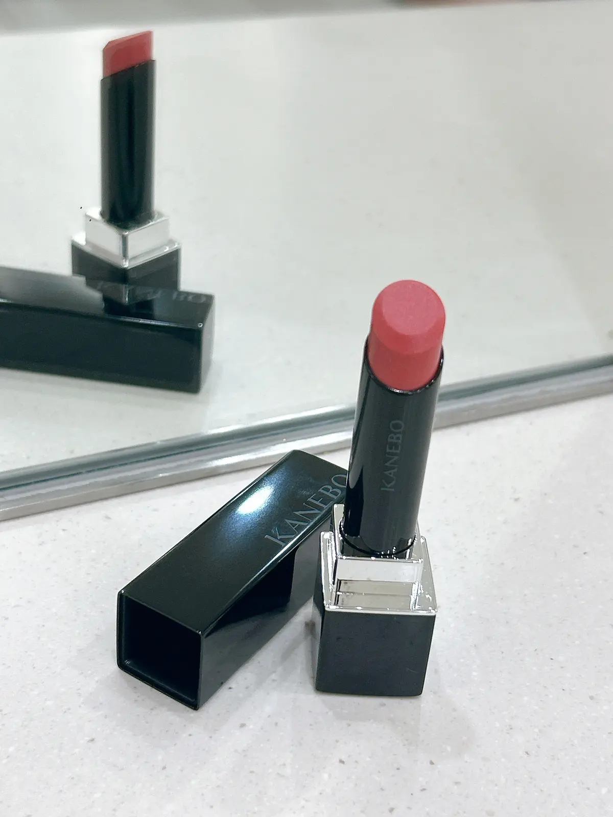 カネボウ　リップ