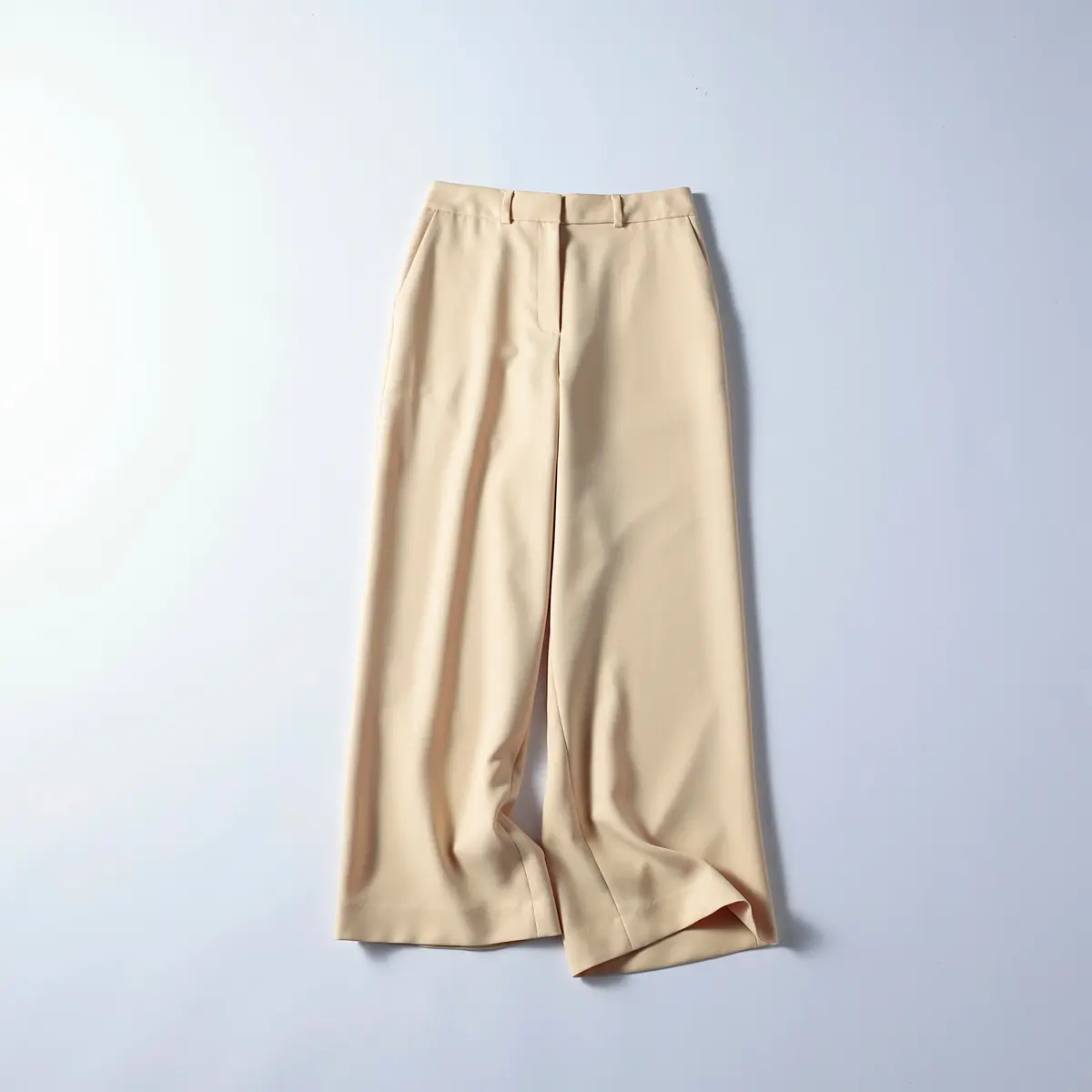 『アンセム エー』のロングスカーフ