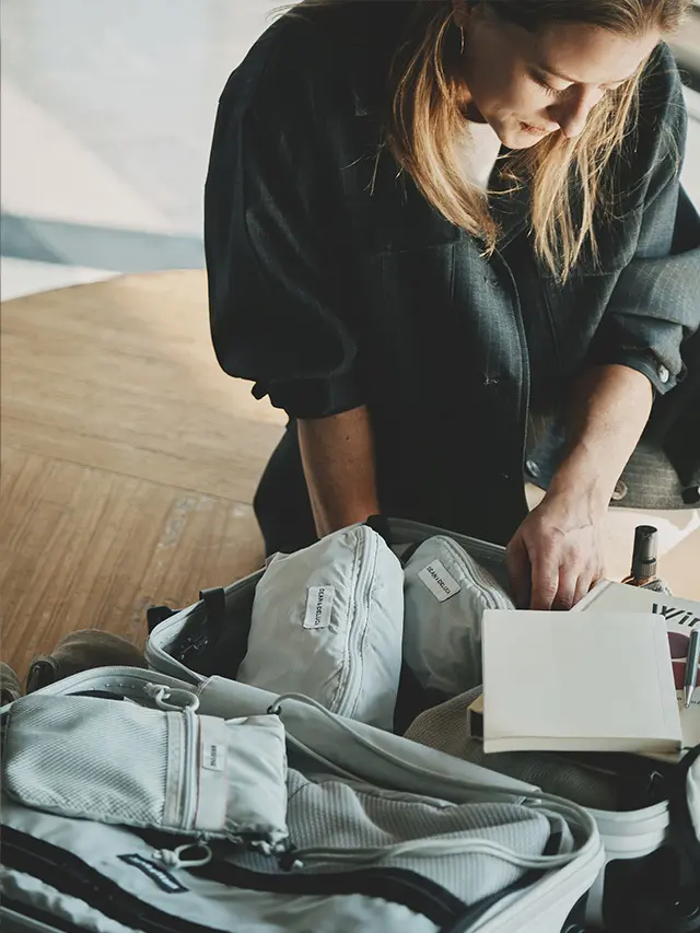 トラベルポーチ　ディーン＆デルーカ　ブリーフィング