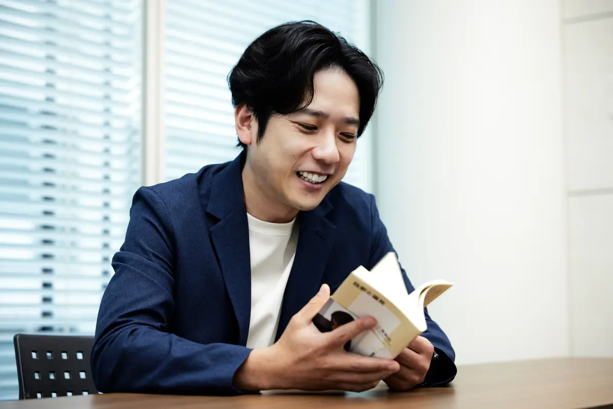 インタビューカット