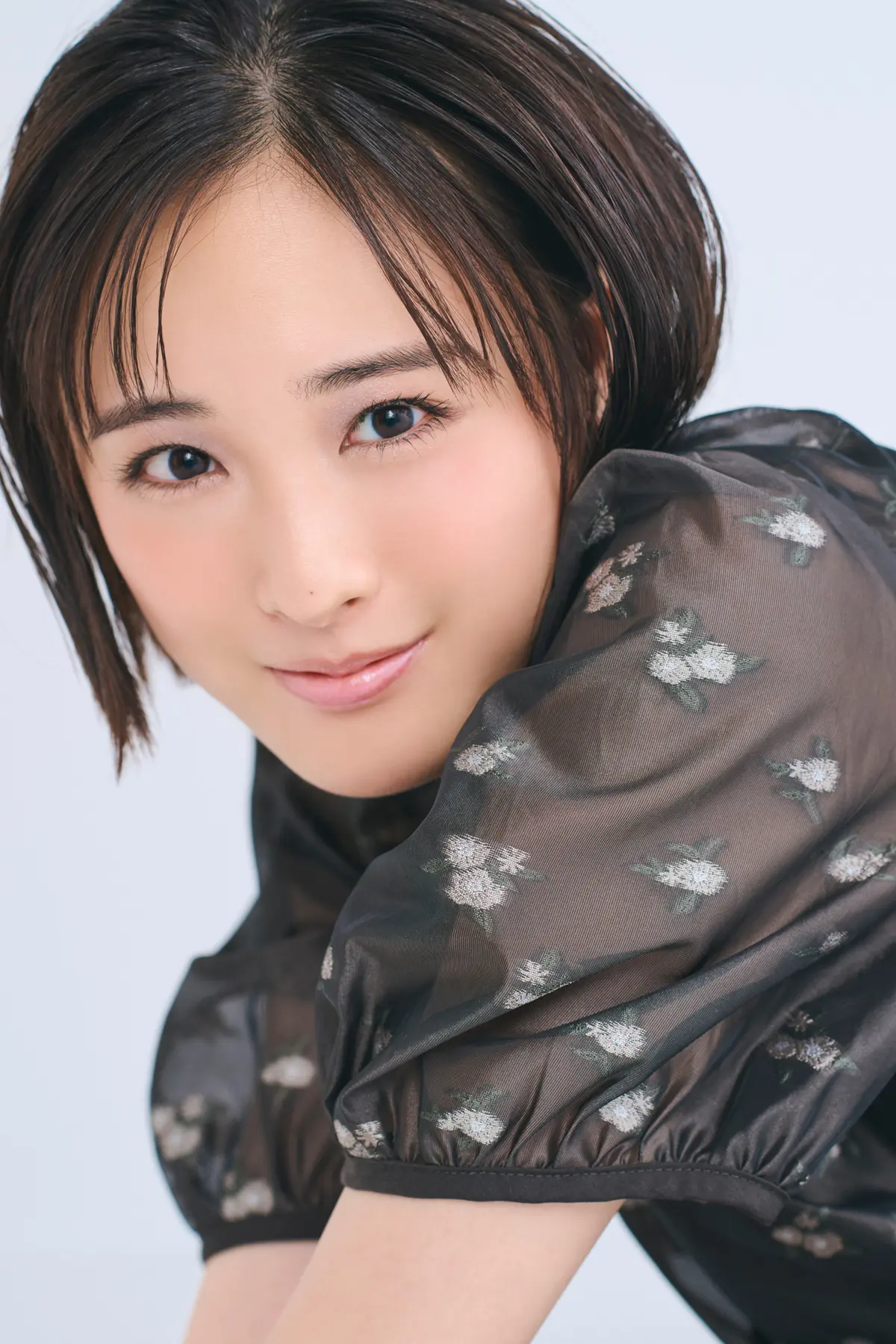 大友花恋　ルナソルメイク