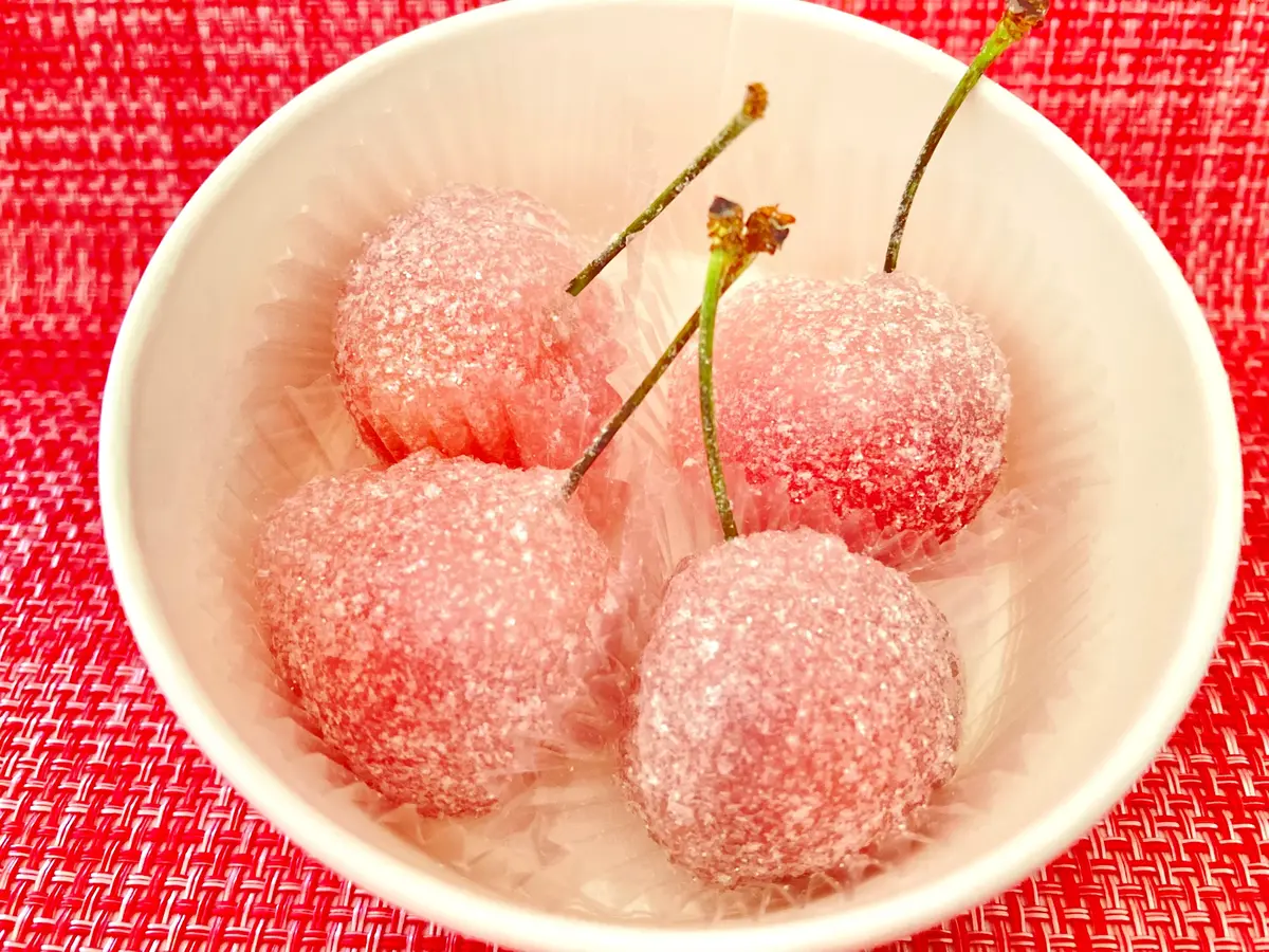 シャトレーゼ　和スイーツ　和菓子　さくらんぼ餅