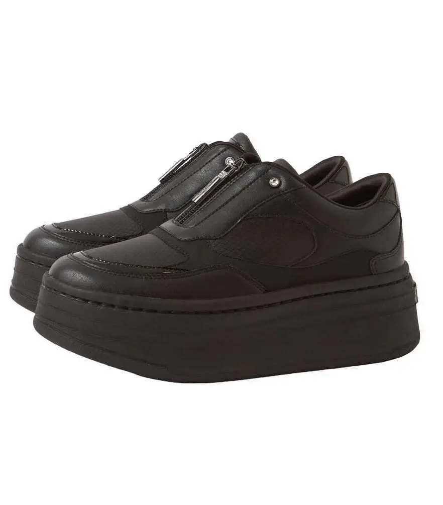 ダイアナ　スニーカー　厚底