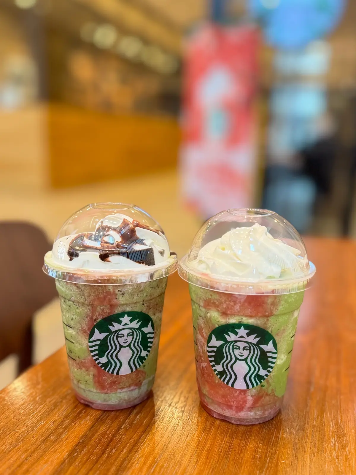 スタバ「抹茶 イチゴ クリーム フラペチーノ(R)」