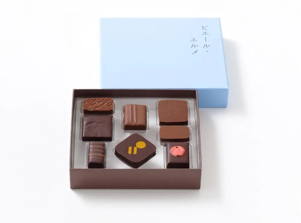 Made in ピエール・エルメとUZU BY FLOWFUSHIのコラボバレンタイン2024「チョコレート8個詰合わせ」