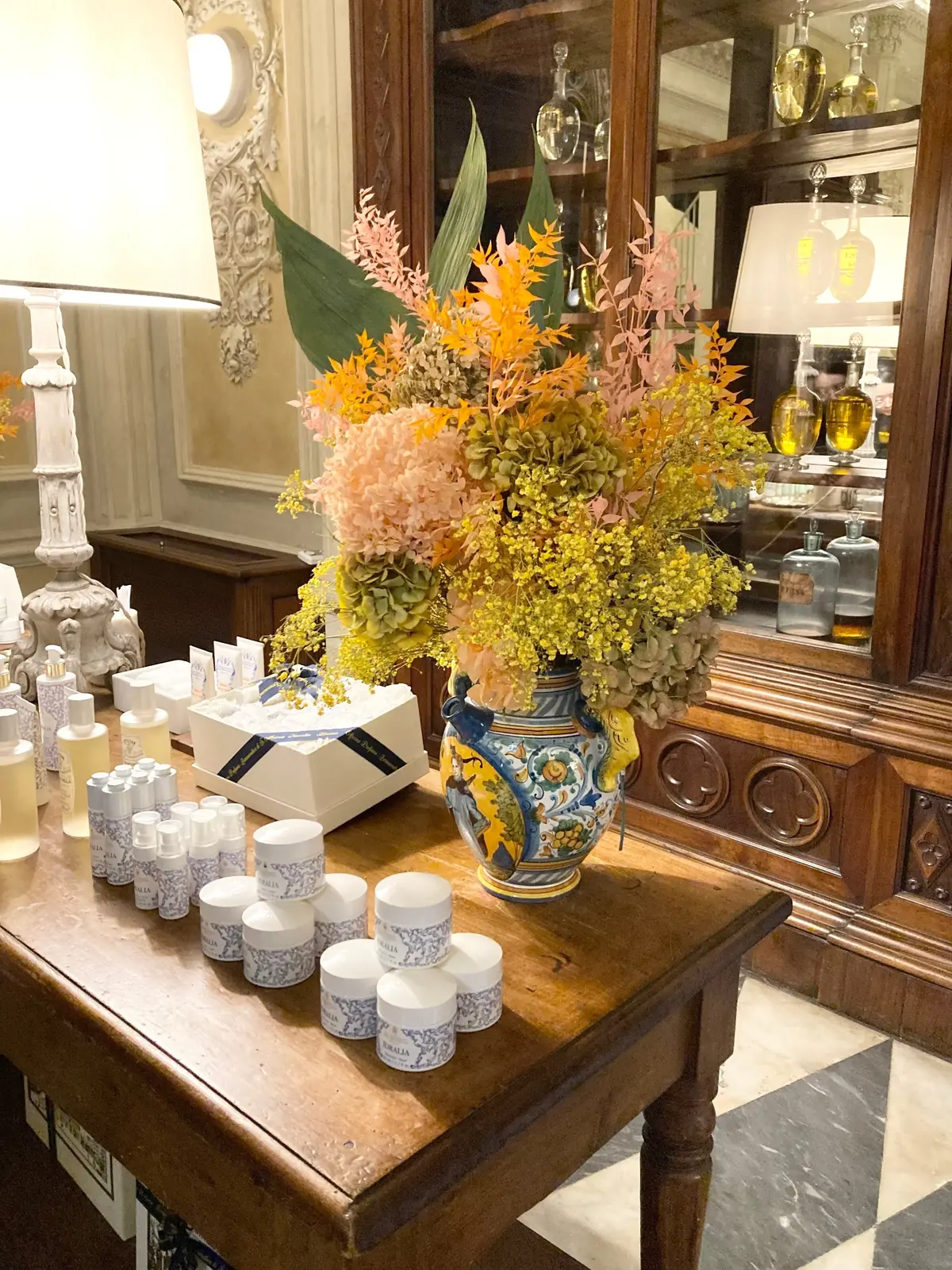 サンタ・マリア・ノヴェッラ薬局