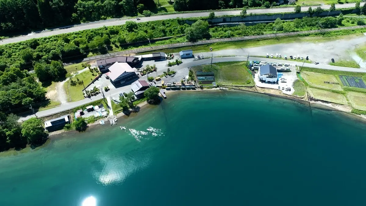 長野カフェ「ao LAKESIDE CAFE」空撮