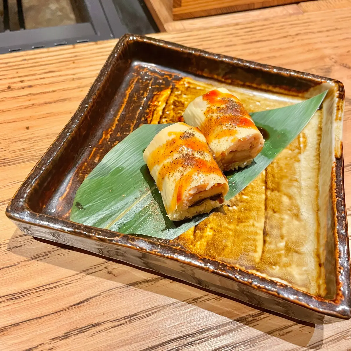 東京・六本木駅、乃木坂駅から歩いて5分のオリジナル地鶏が楽しめる「鶏焼き肉 囲」の「季節の囲コース」