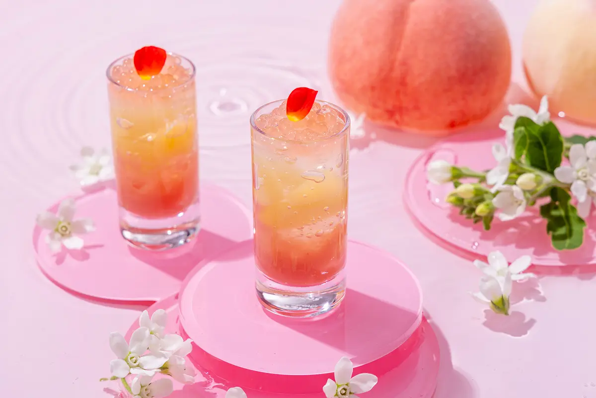 爽やかな桃とミントのゼリー