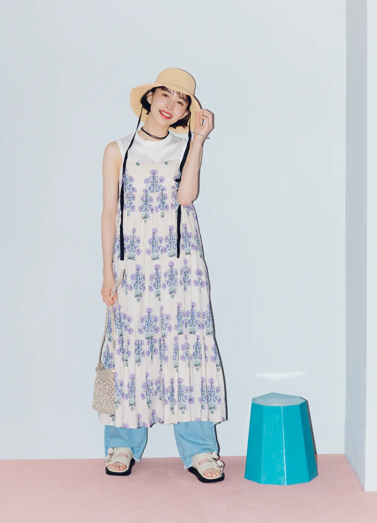 井桁弘恵　全身コーデ