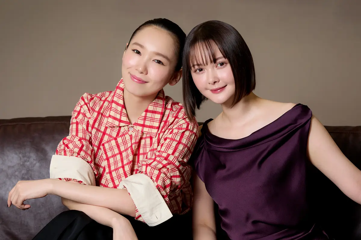 飯豊まりえ、玉城ティナ