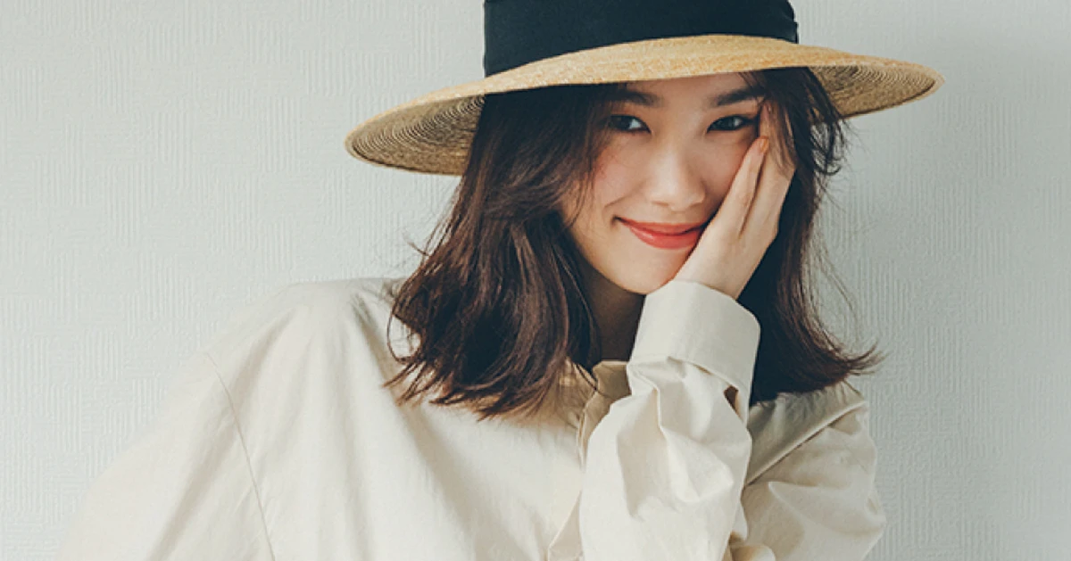 飯豊まりえが私物デニムで着こなす夏スタイル4選。旬感がありつつ