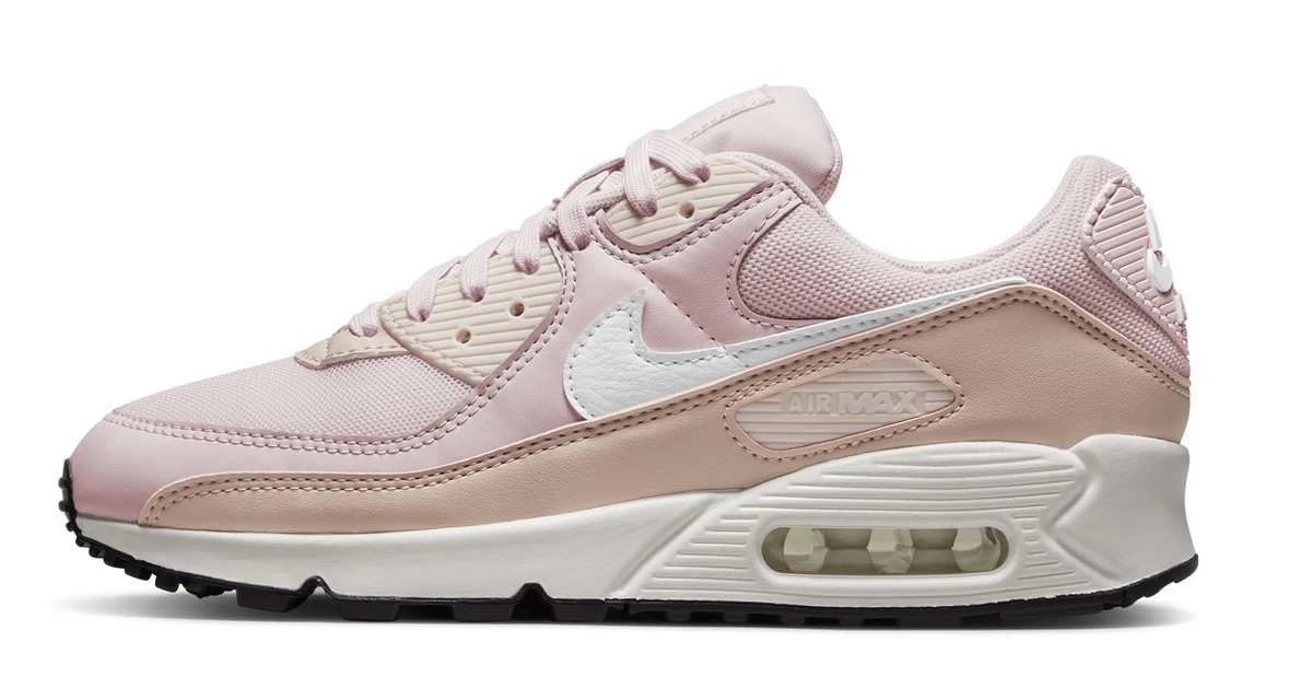 NIKE WMNS AIR MAX 90　（佐藤心で話題になりましたカラー）　新品 NIKE WMNS AIR MAX 90 （佐藤心で話題になりましたカラー） 新品