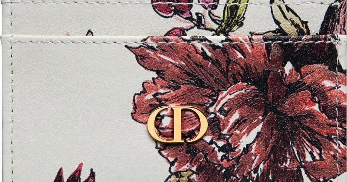 DIOR（ディオール）』のキャッチーなレザー小物4選【憧れ