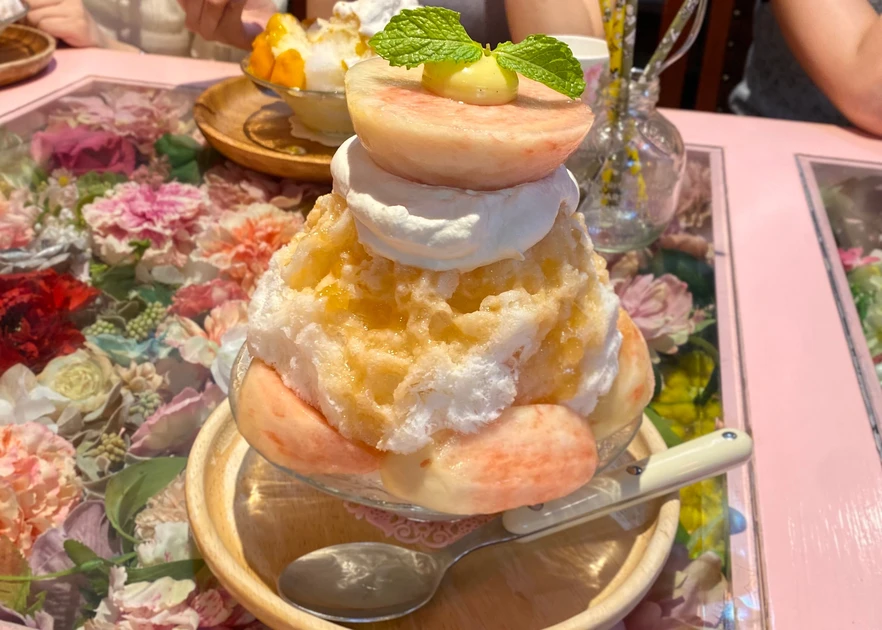 浅草】桃丸ごと1個使用！「ASAKUSA YOROZU CAFE」のフルーツ