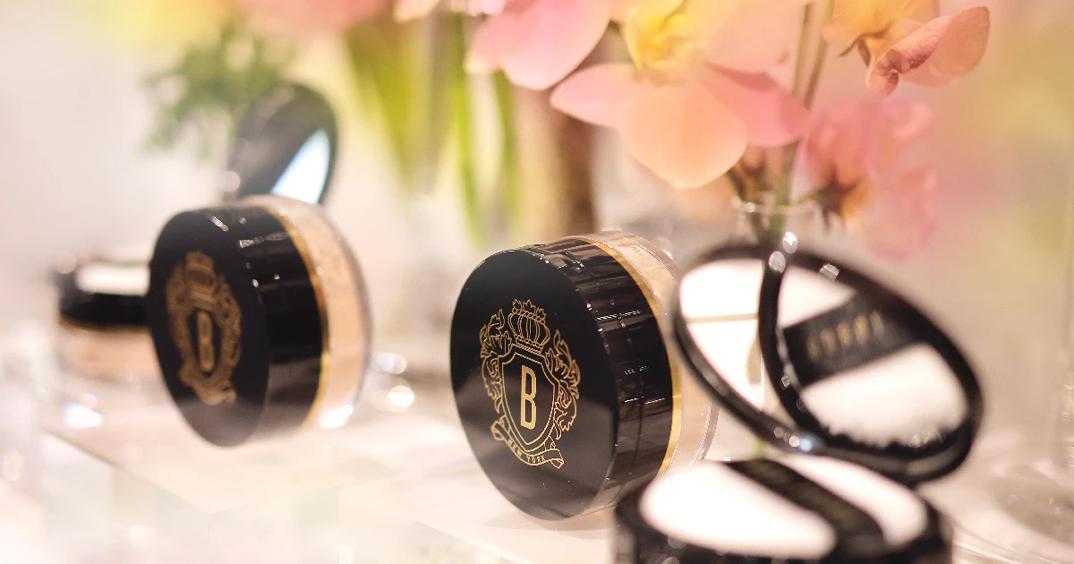【新品未使用】ボビイ ブラウン パウダー ブラシ パウダー ブラシ | ボビイ ブラウン Bobbi Brown 公式