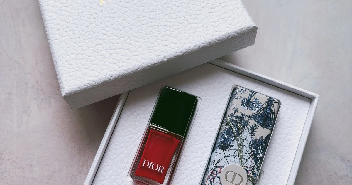 DIOR】リップ現品だけでなくミニマニキュアまで！？鮮やかな