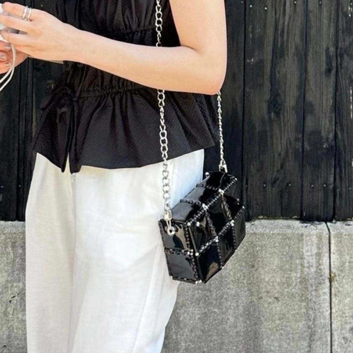 【自分へのご褒美に】アクセサリー感覚で持てるミニバッグが可愛い♡