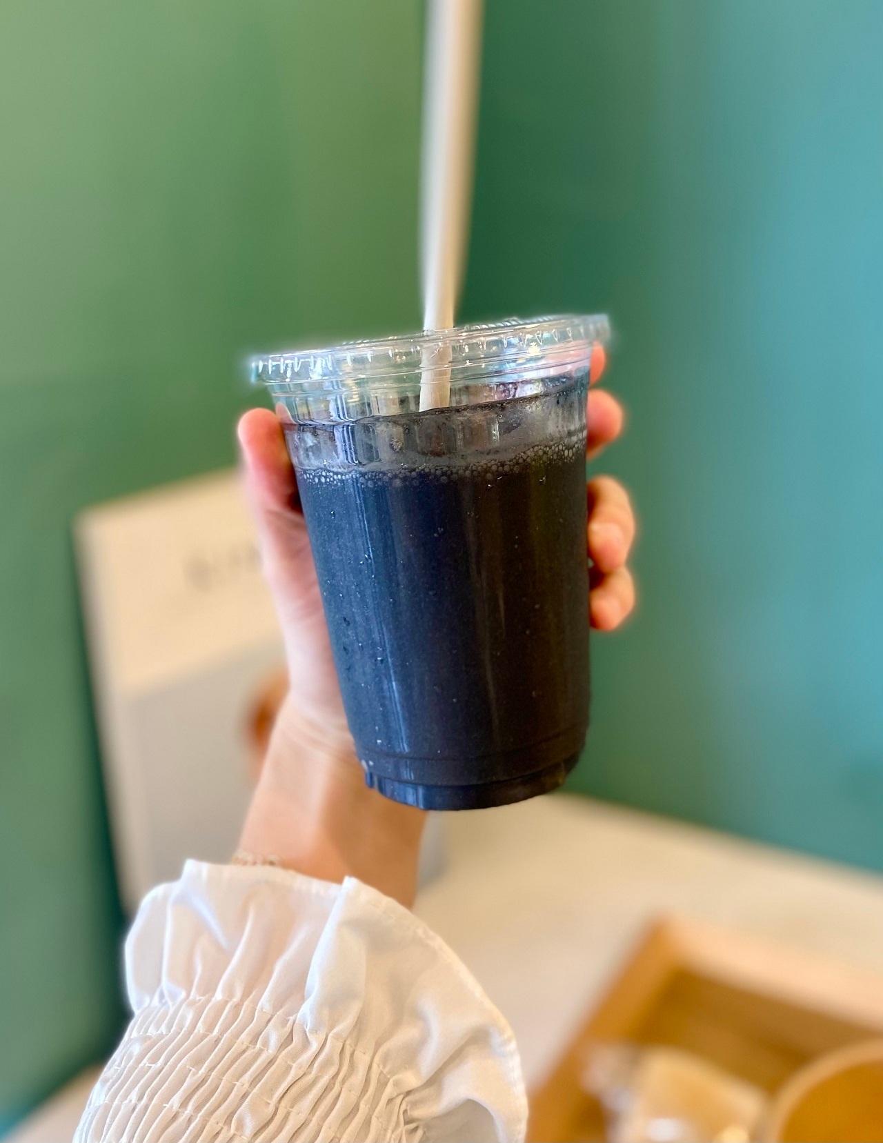 表参道THE Bのチャコールデトックススムージー