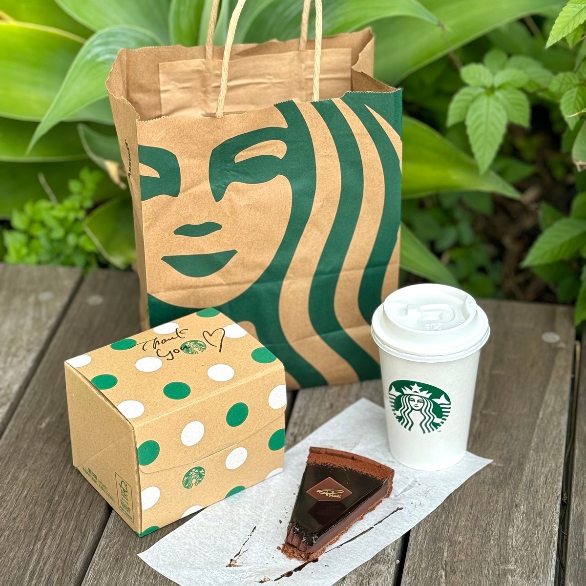 【スタバ レポ】全国11店舗限定！ 生チョコのようなタルトケーキ「プリンチーナ」が超絶品!! 