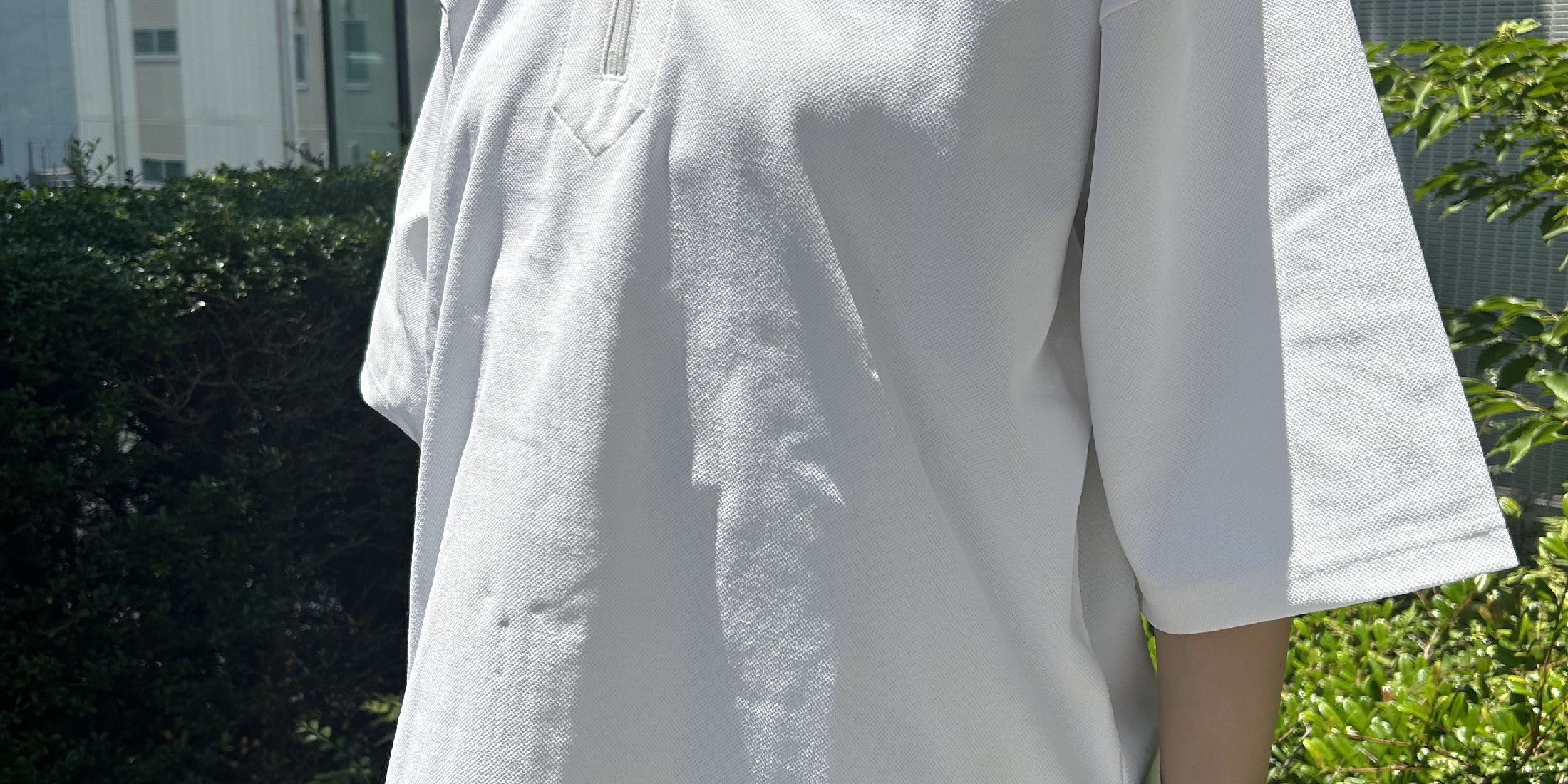 【無印良品】「MUJI Labo」の「UVカット乾きやすい鹿の子ジップアップポロシャツ」はトレンドのスポーツMIXコーデにぴったり！