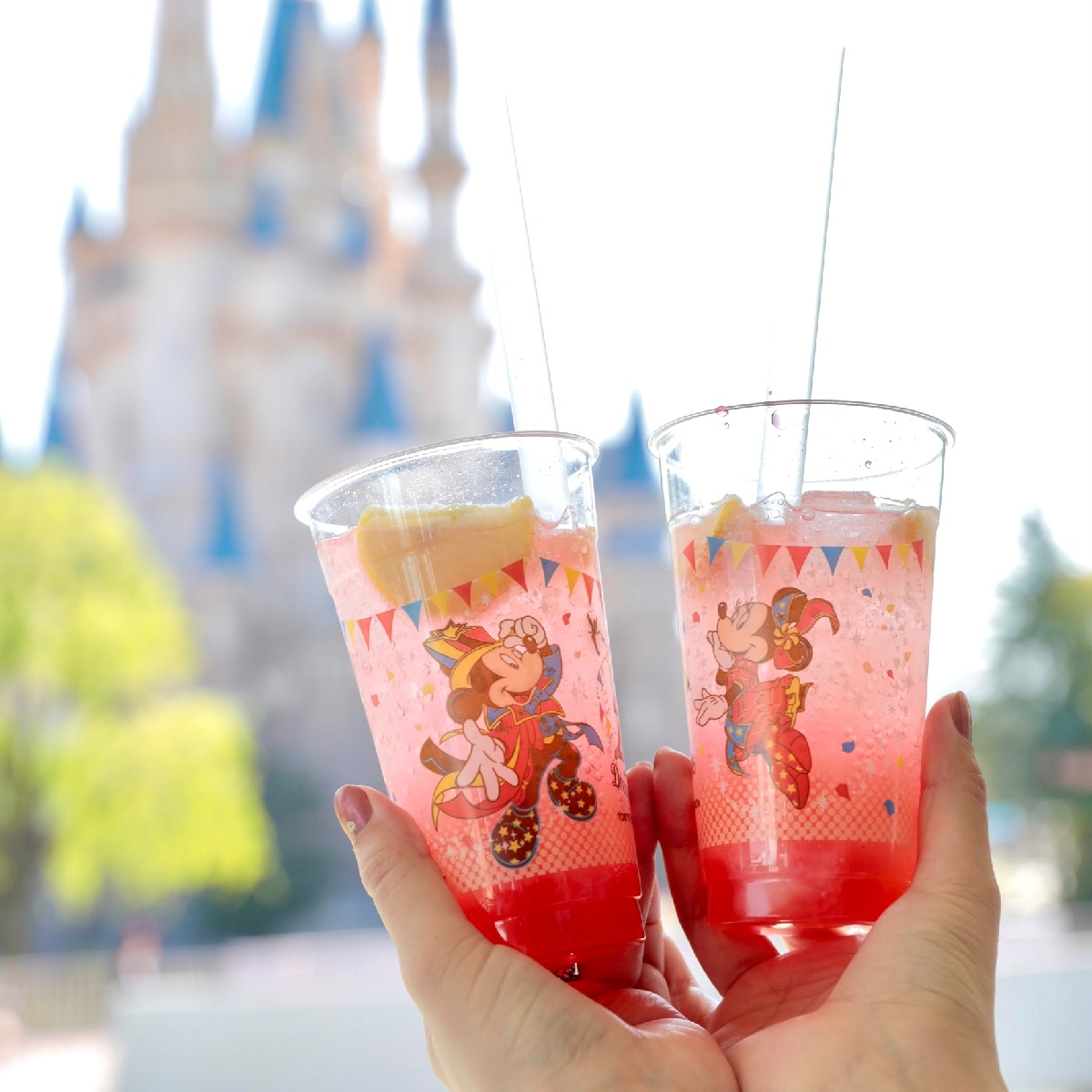 【ディズニー 40周年グルメ】ゴクゴク飲めちゃう爽やか系！「スパークリングドリンク（シトラス）」