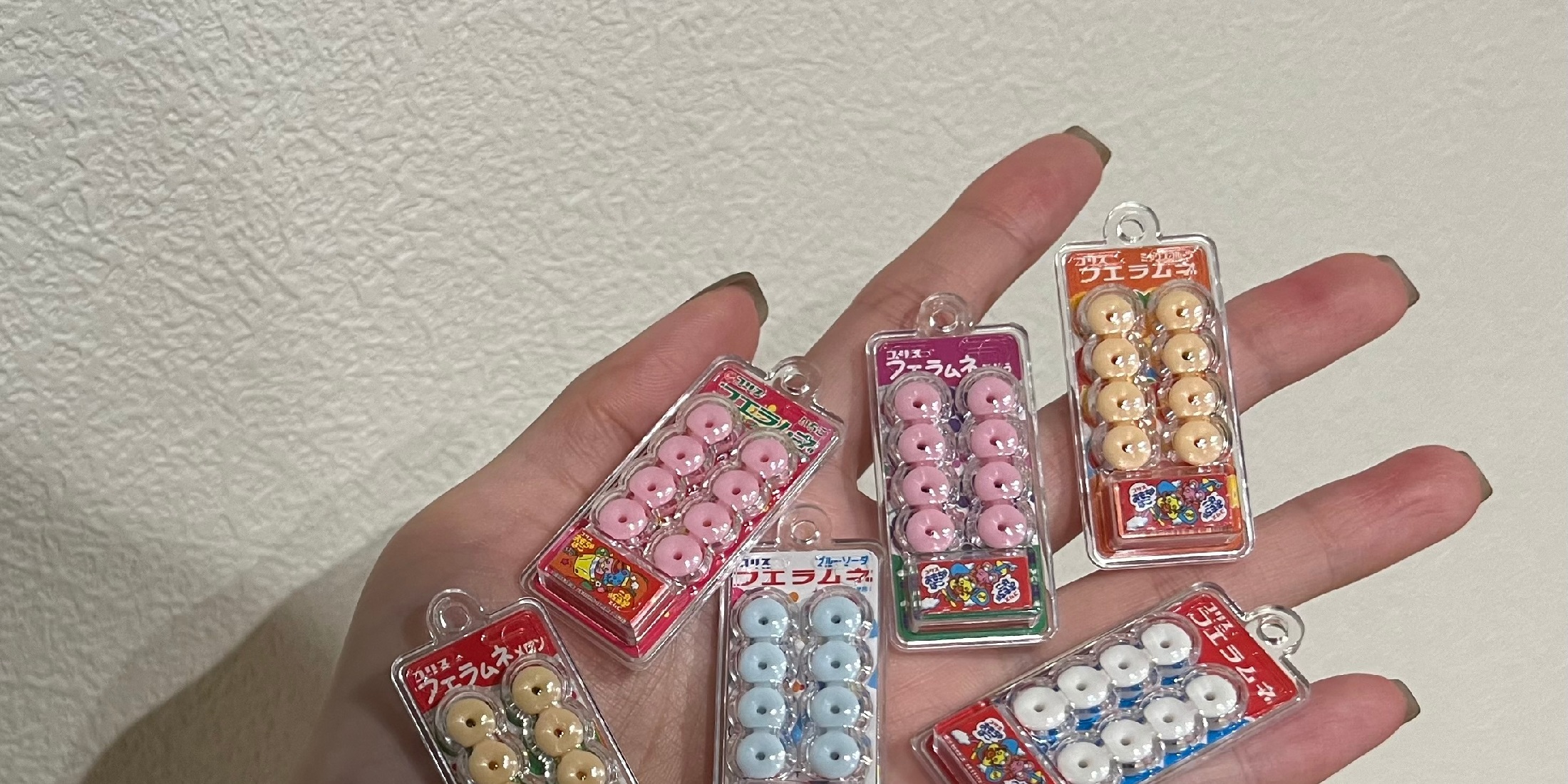 【ガチャガチャ】元ガチャガチャ店員が4月上旬にゲットした6点をご紹介！（iFace、わかさ生活、おぱんちゅうさぎ、アフロ犬、よっちゃんイカ、エリエール）本日発売のフエラムネも！