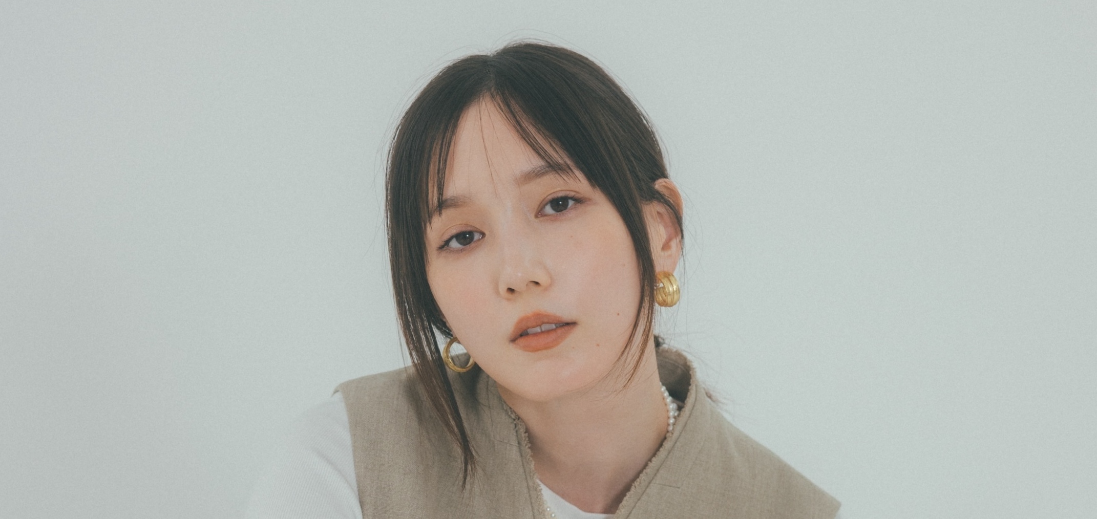 【本田 翼の通勤コーデ】簡単なのにしゃれ見え直結のジレが頼れる！